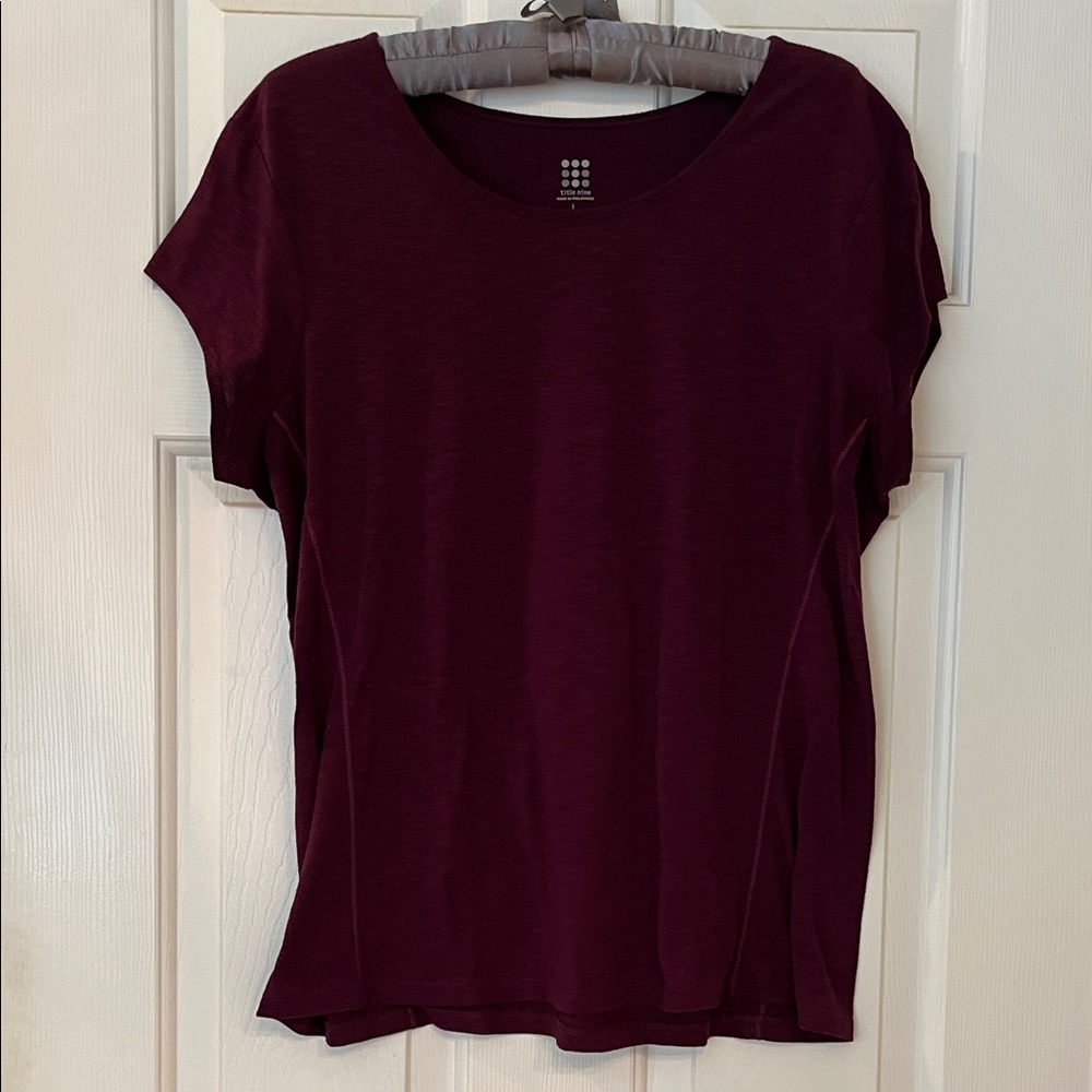 Title Nine Short Sleeve Tee